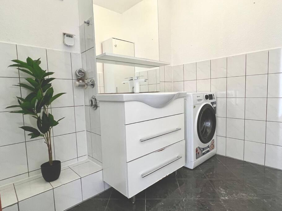 Maisonette Penthouse Laatzen - 5 Min To Messe Hannover Eksteriør bilde
