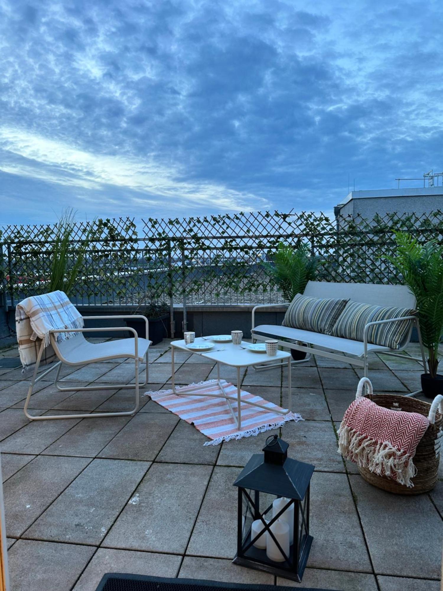 Maisonette Penthouse Laatzen - 5 Min To Messe Hannover Eksteriør bilde
